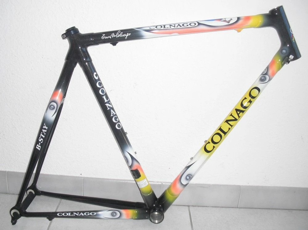Cadre Colnago C40 B-Stay 2003 T.57 S/C 1" LX14 Jaune/Carbone 3 Cadre Colnago C40 B-Stay 2003 T.57 S/C 1" LX14 Jaune/Carbone